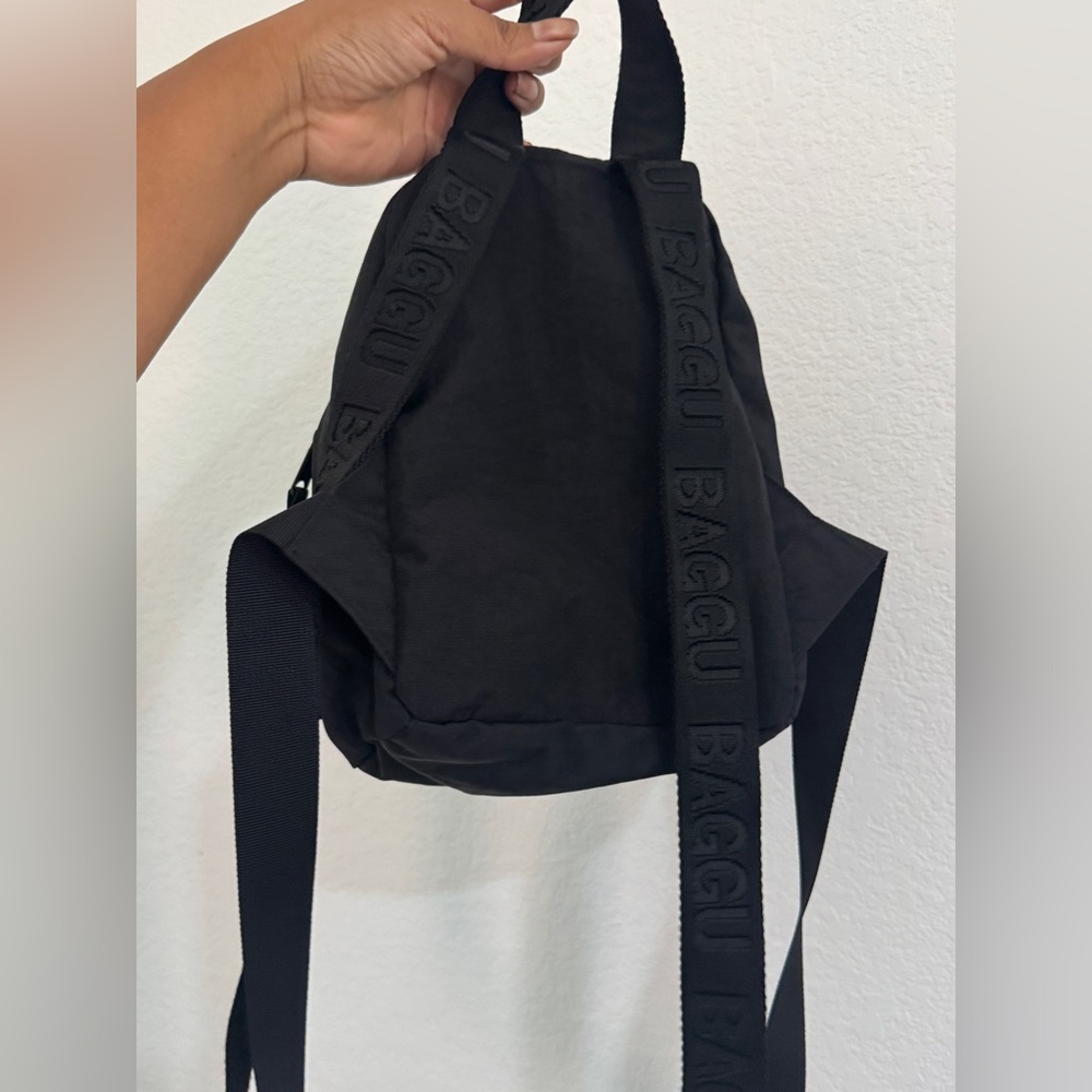 BAGGU Black Mini Backpack - Everyday Women's Bag - Picture 4 of 7
